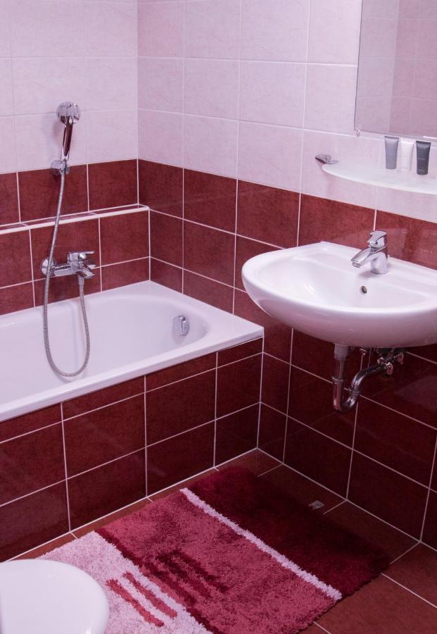 Keleti Aparthotel Budapest Ngoại thất bức ảnh